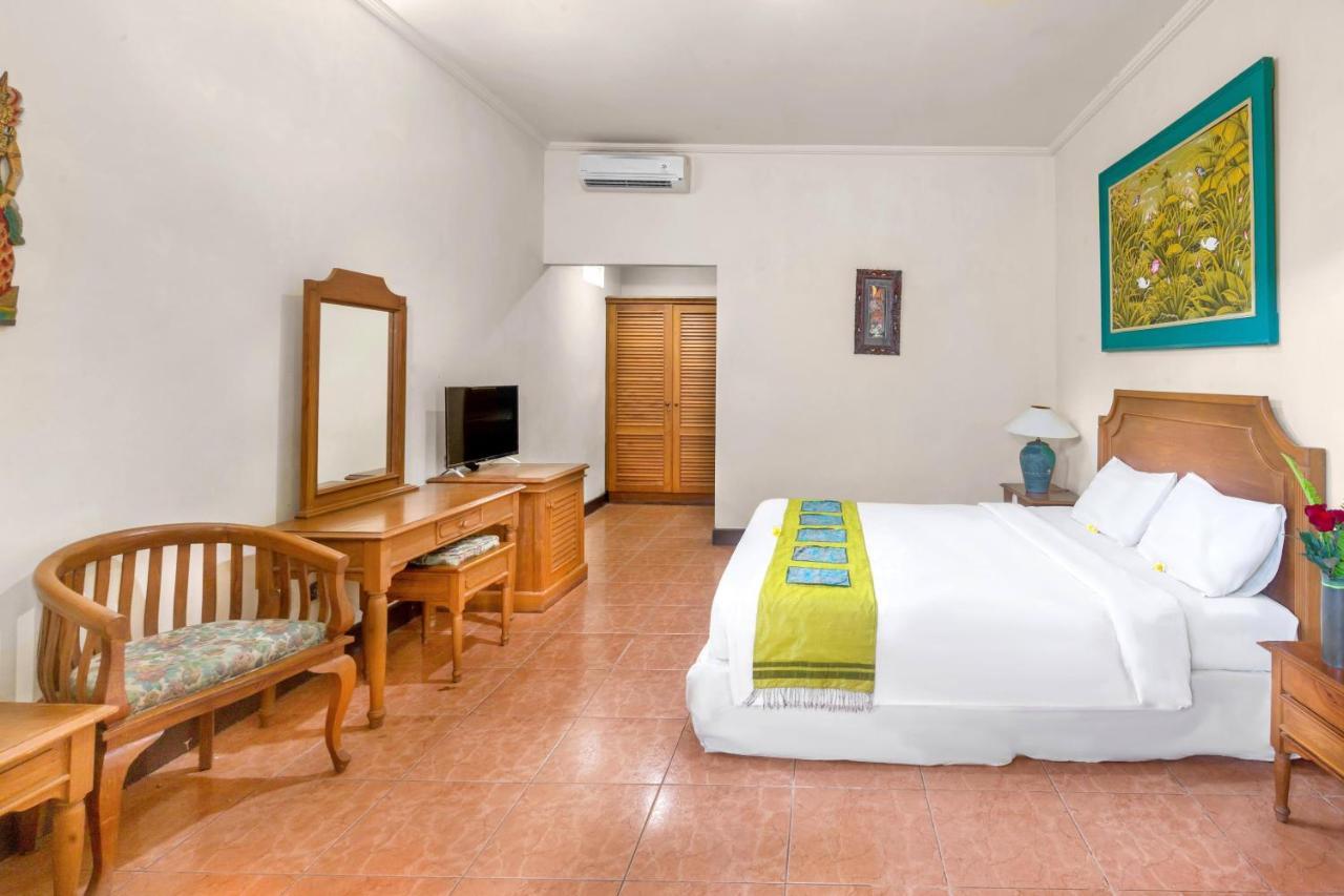 Dewi Sinta Hotel&Restaurant By WizZeLa Tanah Lot Exterior foto