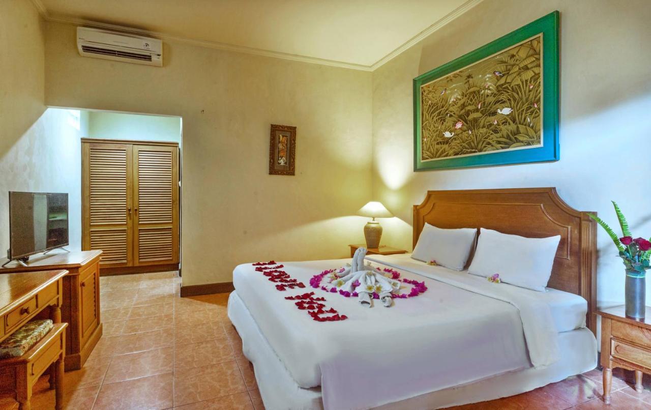 Dewi Sinta Hotel&Restaurant By WizZeLa Tanah Lot Exterior foto