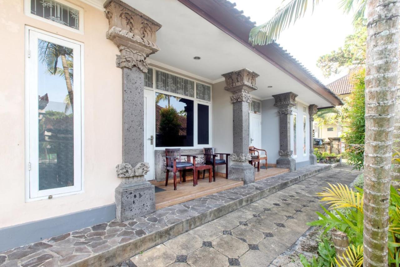 Dewi Sinta Hotel&Restaurant By WizZeLa Tanah Lot Exterior foto
