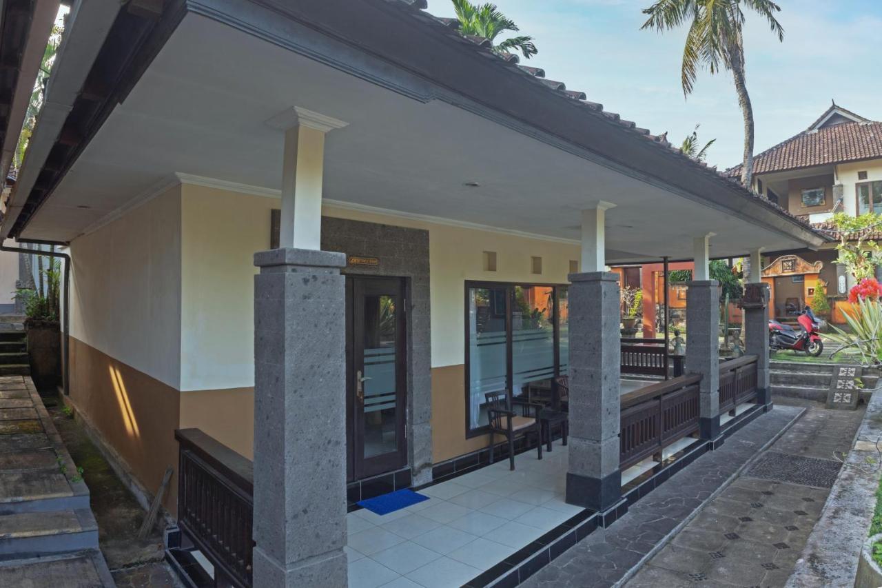 Dewi Sinta Hotel&Restaurant By WizZeLa Tanah Lot Exterior foto